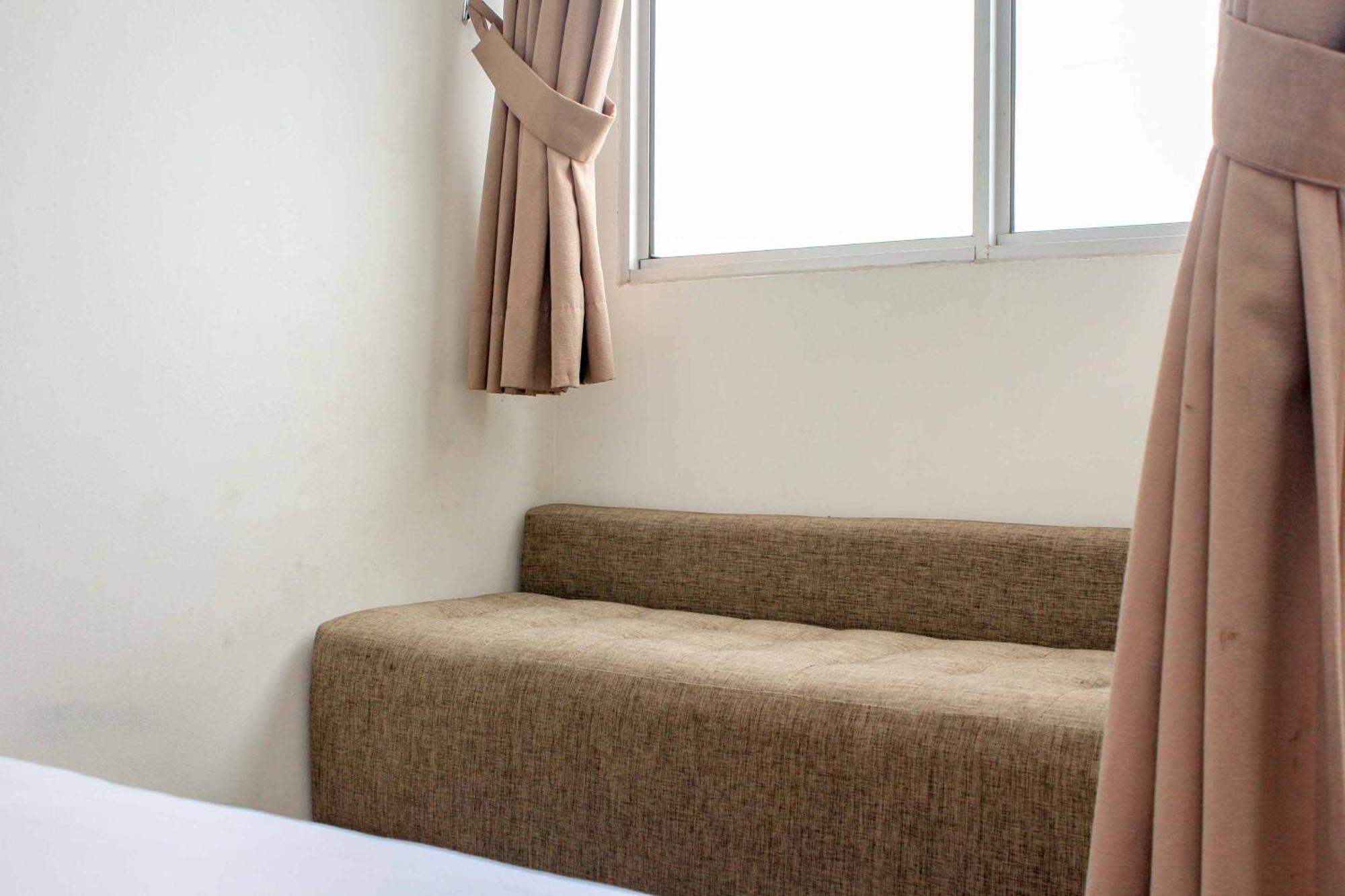 Simple And Comfort At Riverview Jababeka By Travelio
